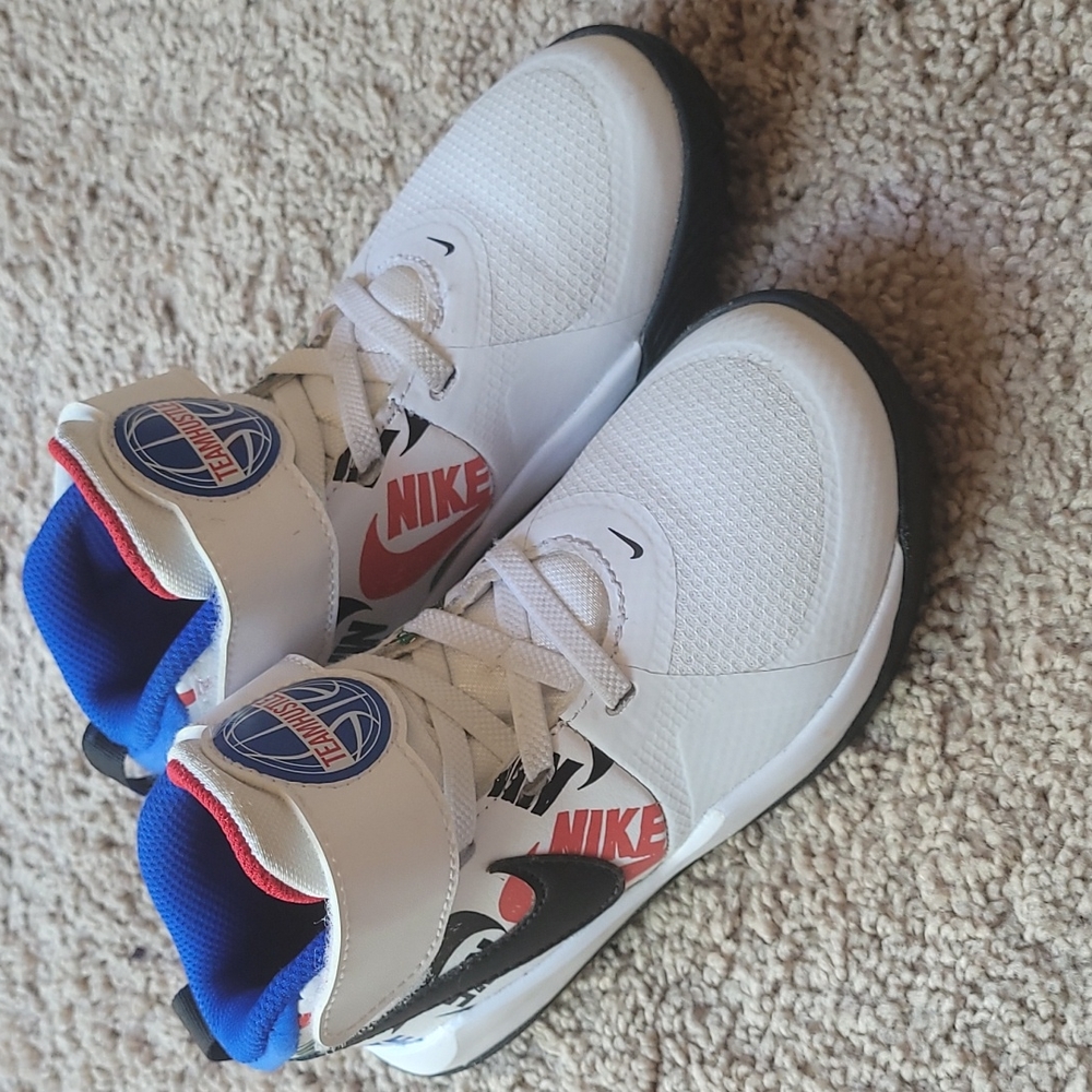 Kids Nike size 11